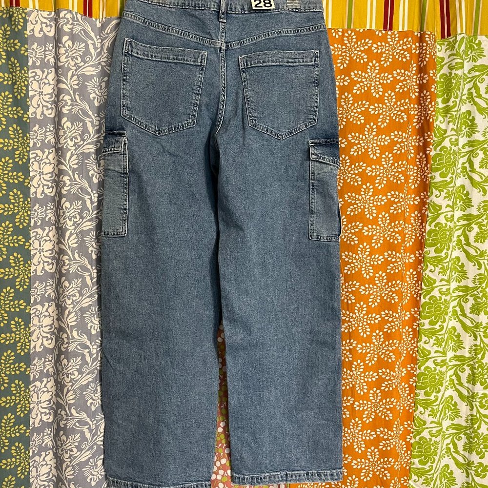 Gap cargo jeans 28R
